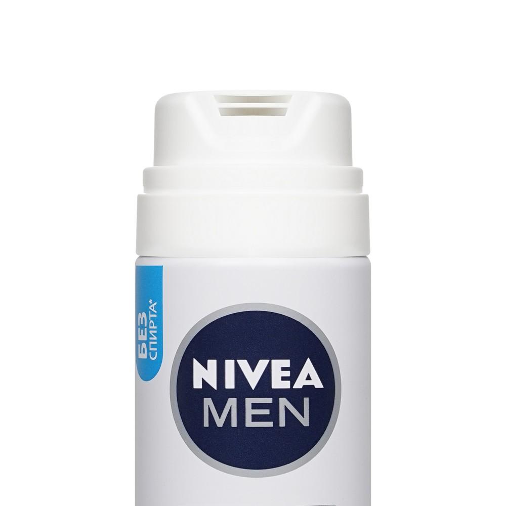 Охлаждающая пена NIVEA Men для бритья для чувствительной кожи 200мл. Фото 4.