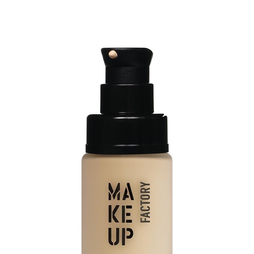 Тональный крем для лица с эффектом лифтинга Make Up Factory Velvet Lifting Foundation 15 Natural 30мл. Фото 5.