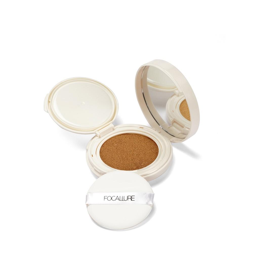 Тональный крем кушон для лица Focallure Longlasting Cushion Foundation 02 12г. Фото 7.